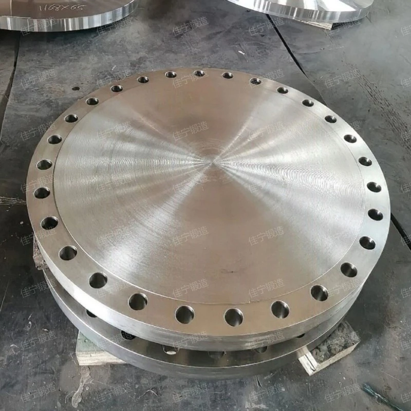 Thick walled blind flange