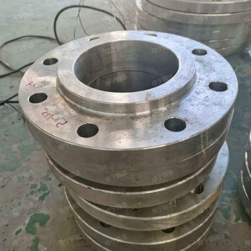 Concave convex blind flange