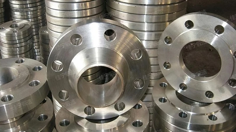 Manhole flange ring