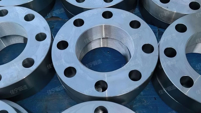 Ring connection surface flange cover