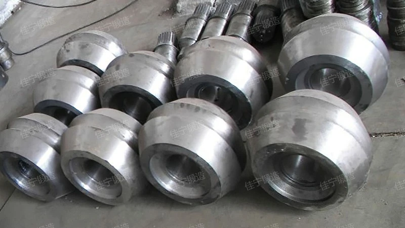 Cylinder back cover forging